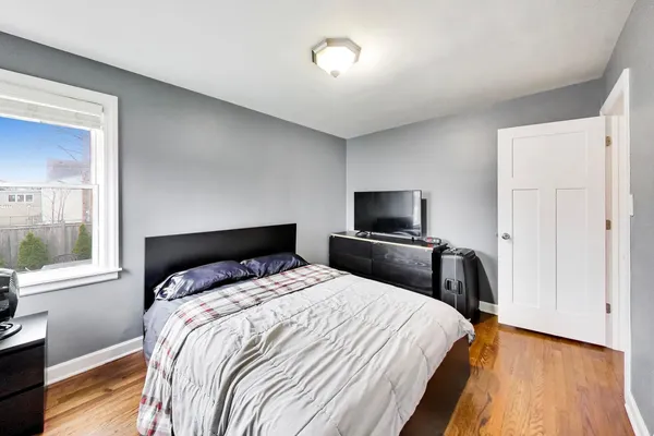 $430,000 | 5117 North Newland Avenue, Chicago, IL 60656