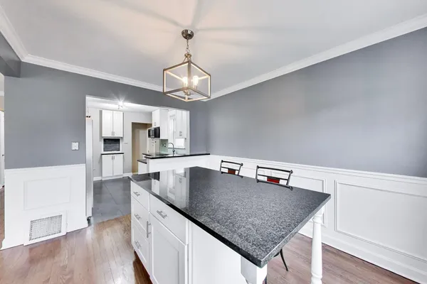 $430,000 | 5117 North Newland Avenue, Chicago, IL 60656