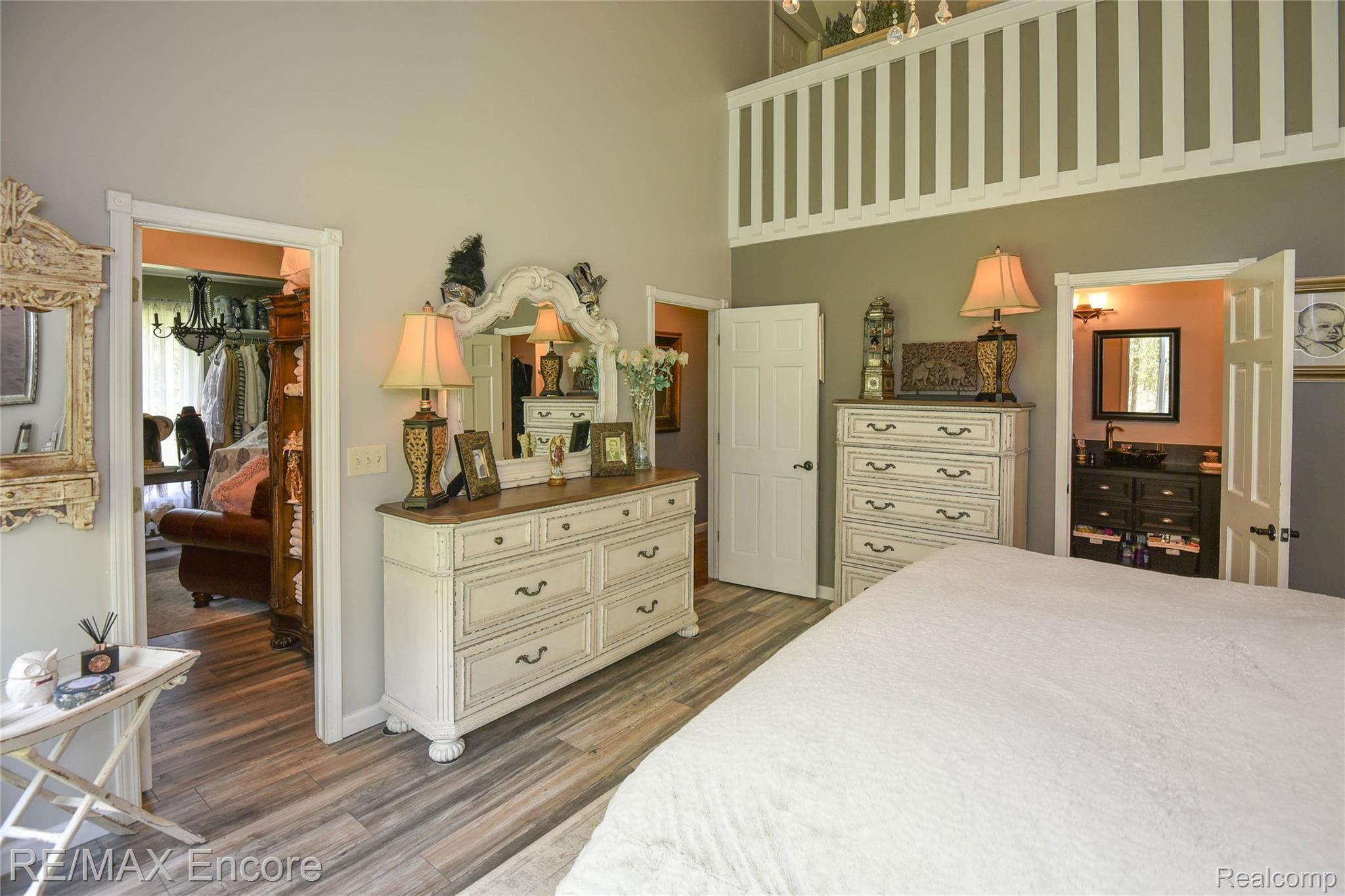6274 Washburn Road Goodrich, MI 48438 - Photo 46 of 96 Master Bedroom and Bath (1).jpg