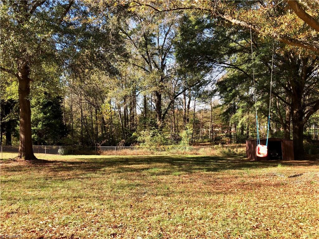 190 Raper Circle Lexington, NC 27295 - Photo 7 of 10 Gallery Image 7