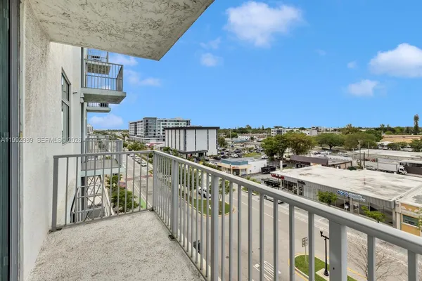 $2,800 | 140 South Dixie Highway, Unit 403, Hollywood, FL 33020