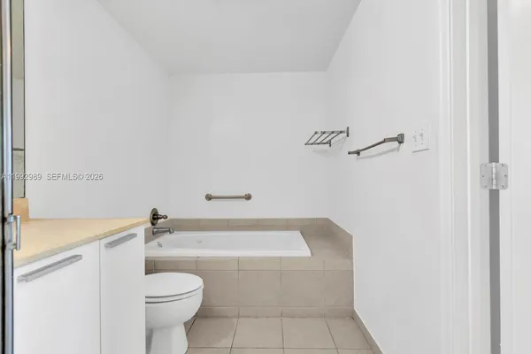 $2,800 | 140 South Dixie Highway, Unit 403, Hollywood, FL 33020