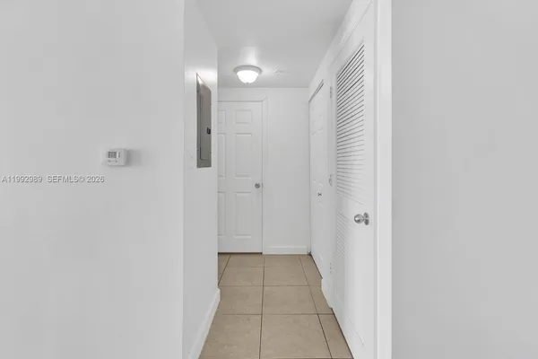 $2,800 | 140 South Dixie Highway, Unit 403, Hollywood, FL 33020