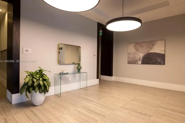 $2,800 | 140 South Dixie Highway, Unit 403, Hollywood, FL 33020