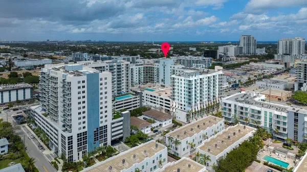 $2,800 | 140 South Dixie Highway, Unit 403, Hollywood, FL 33020