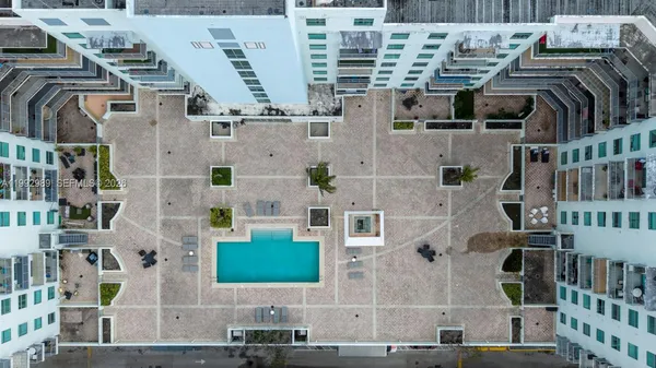 $2,800 | 140 South Dixie Highway, Unit 403, Hollywood, FL 33020