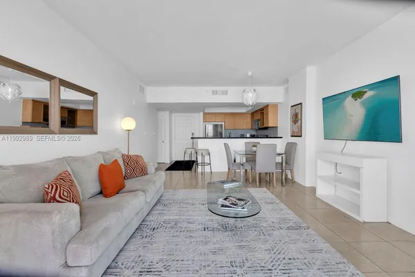 $2,800 | 140 South Dixie Highway, Unit 403, Hollywood, FL 33020