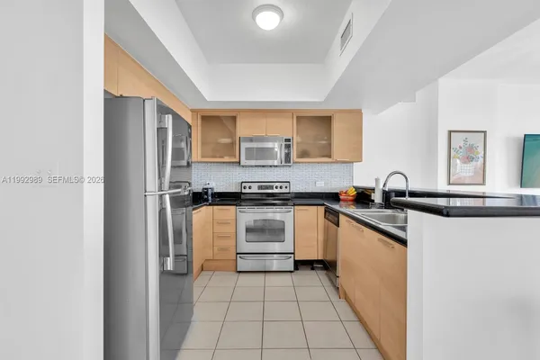 $2,800 | 140 South Dixie Highway, Unit 403, Hollywood, FL 33020