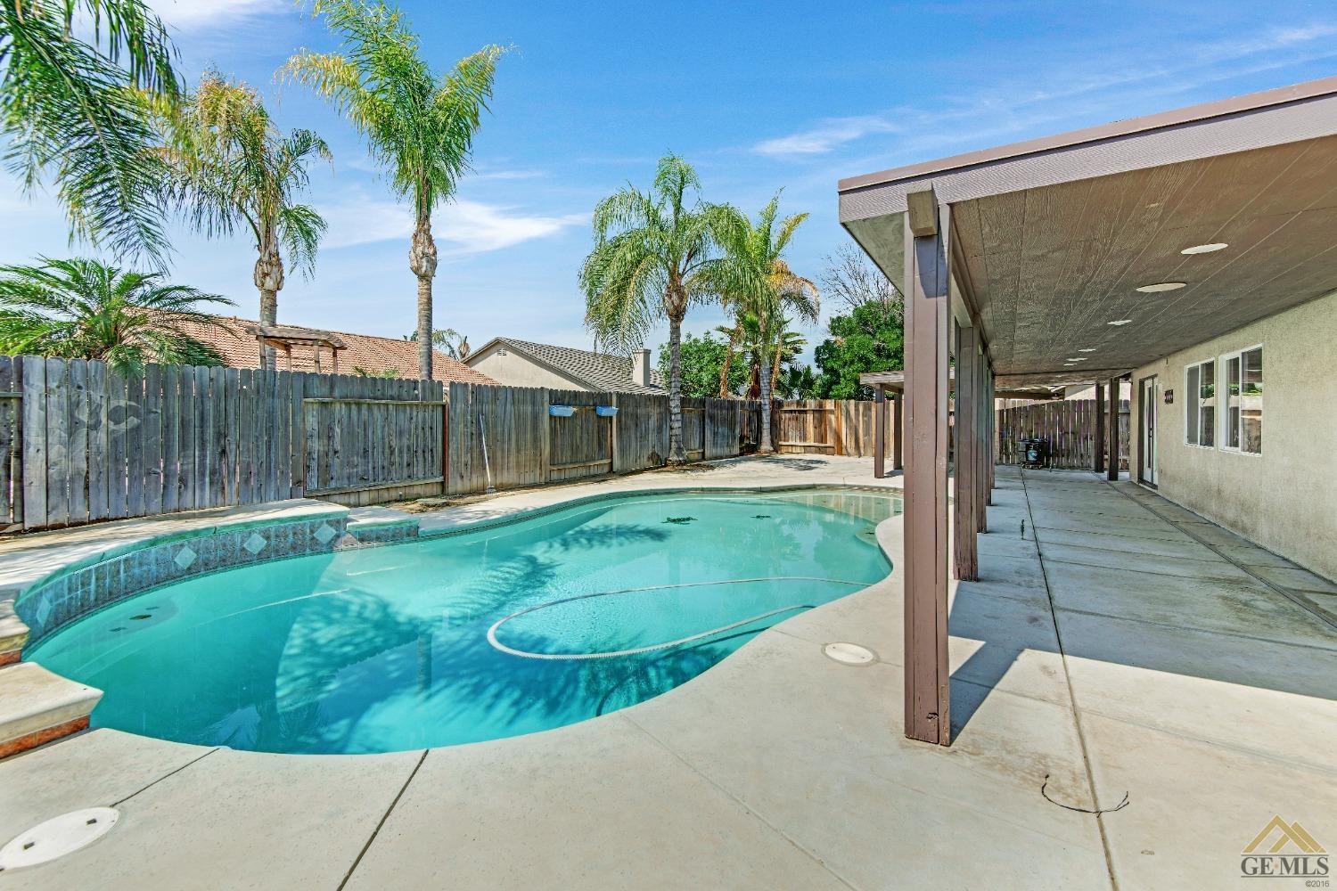 Undisclosed Address Bakersfield, CA 93312 - Photo 30 of 31 a view of a backyard