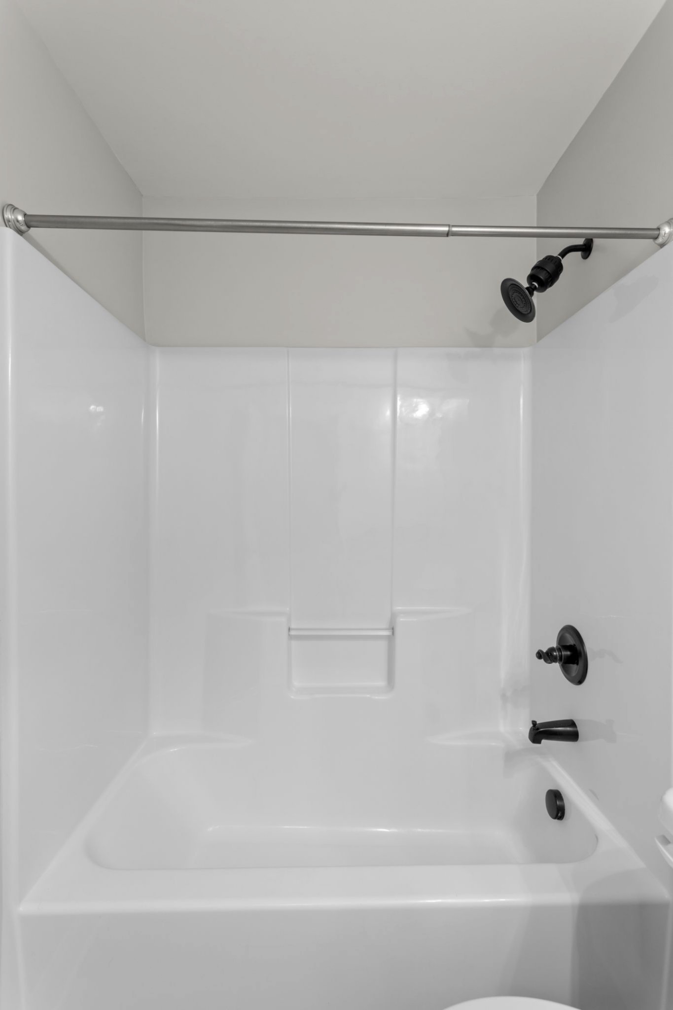 6091 Kidman Lane Spring Hill, TN 37174 - Photo 36 of 43 a bathroom with a bathtub