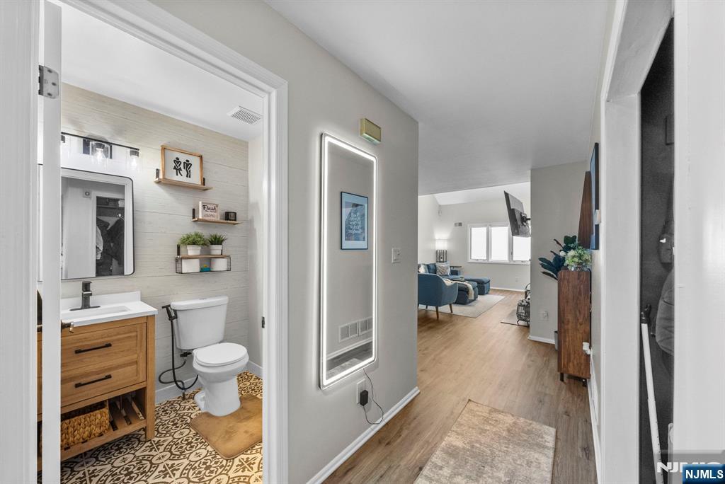 23 Bayowski Road, Unit 149 West Orange, NJ 07052 - Photo 11 of 38