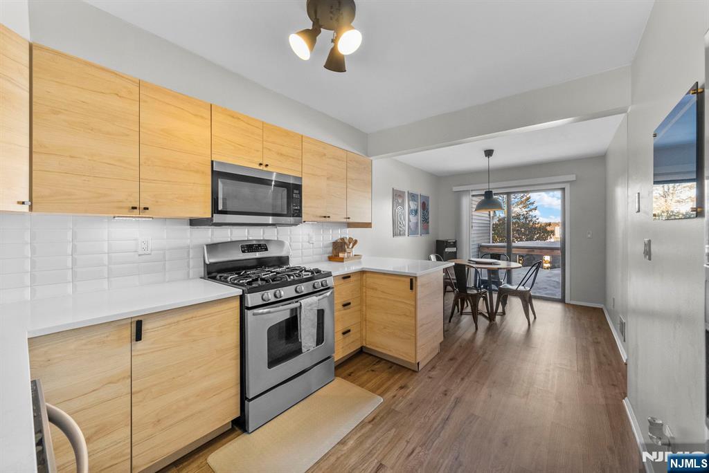 23 Bayowski Road, Unit 149 West Orange, NJ 07052 - Photo 2 of 38