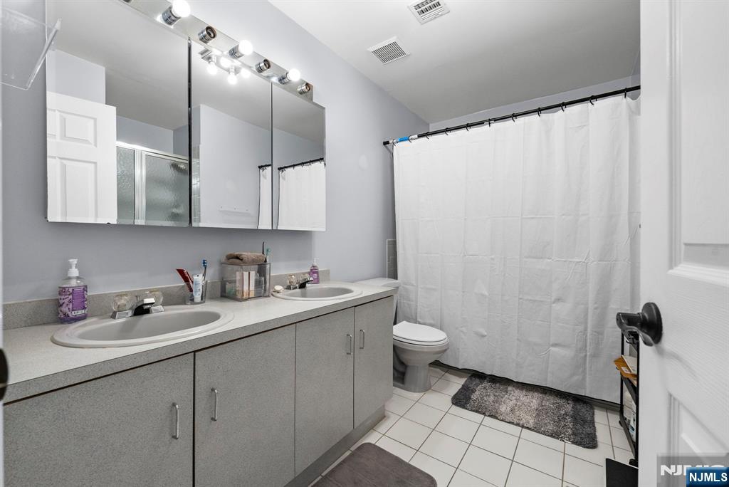 23 Bayowski Road, Unit 149 West Orange, NJ 07052 - Photo 33 of 38