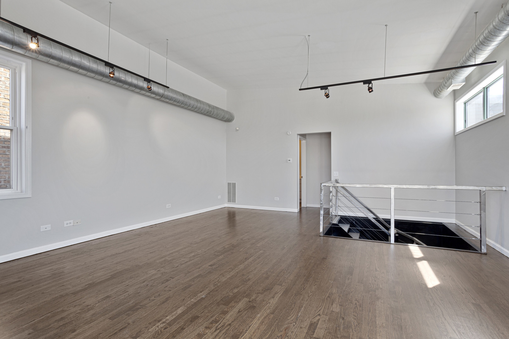 17 North Loomis Street, Unit 4H Chicago, IL 60607 - Photo 14 of 23