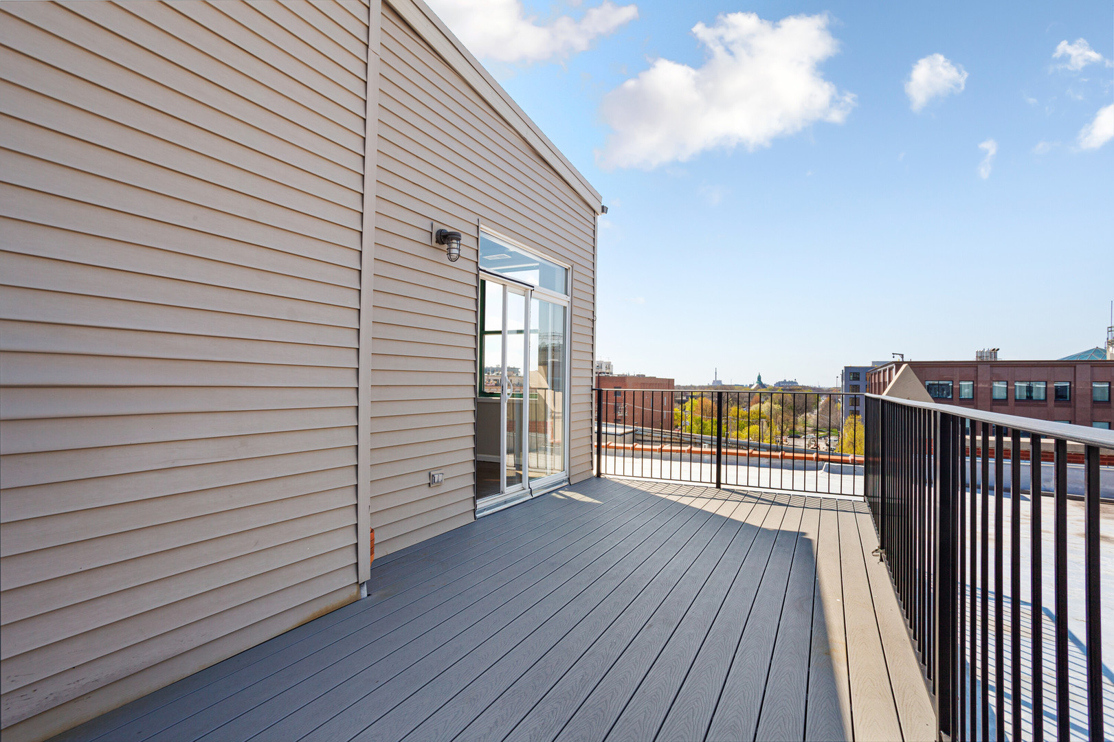 17 North Loomis Street, Unit 4H Chicago, IL 60607 - Photo 17 of 23