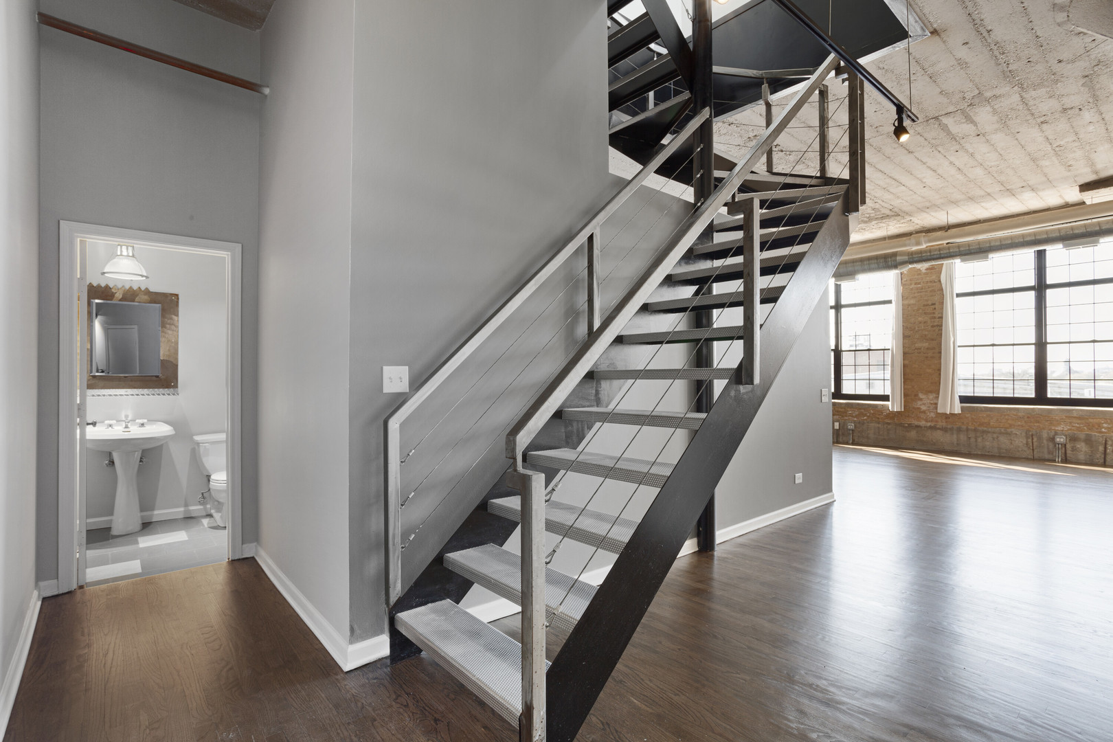 17 North Loomis Street, Unit 4H Chicago, IL 60607 - Photo 9 of 23