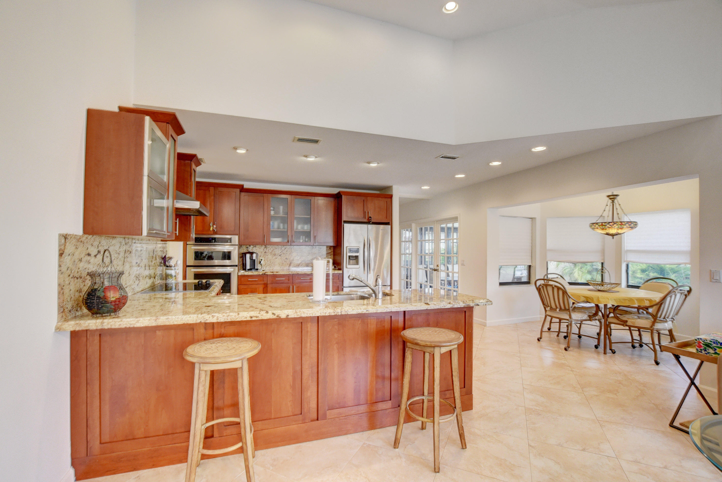 22516 Esplanada Circle Boca Raton, FL 33433 - Photo 19 of 62 kitchen