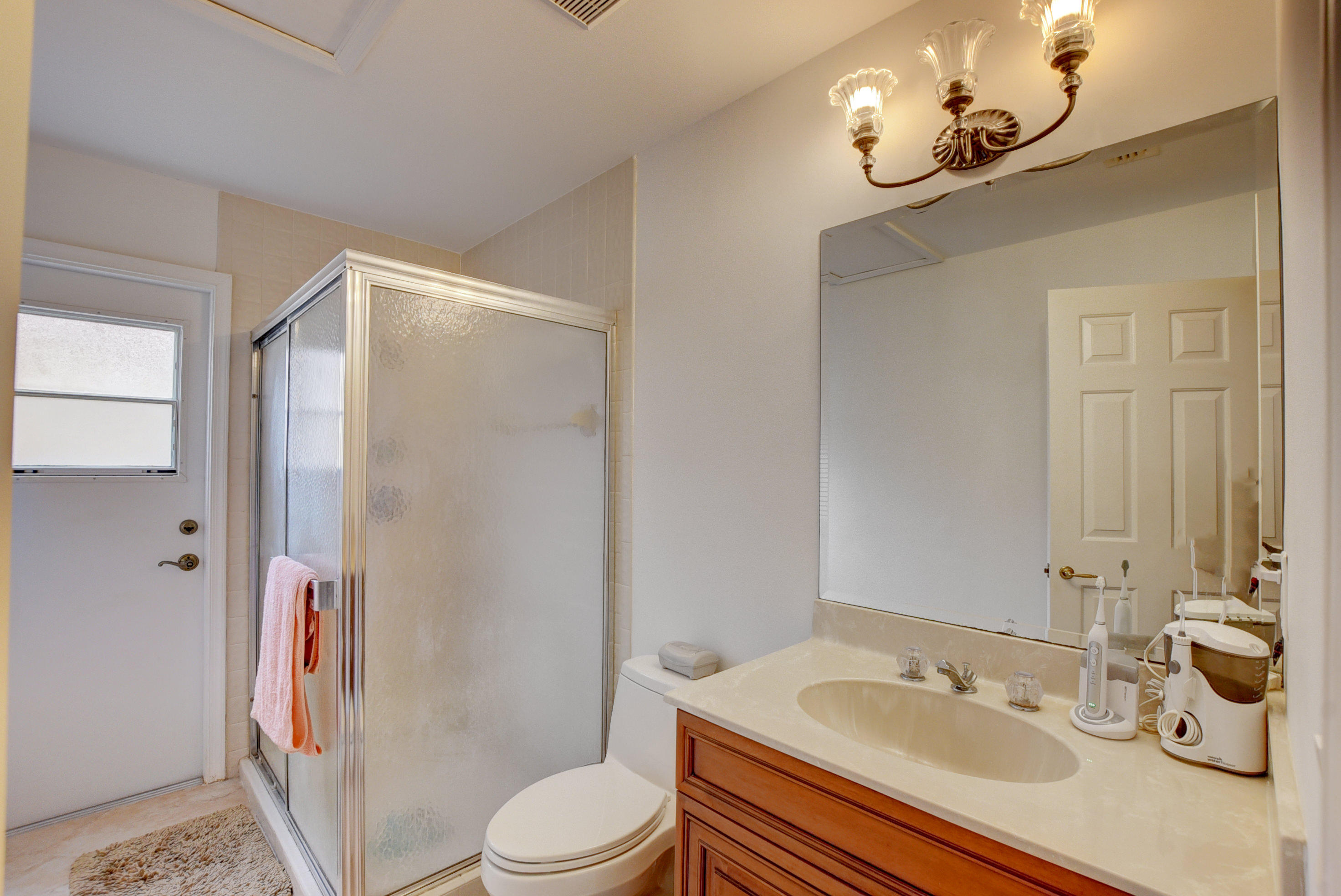 22516 Esplanada Circle Boca Raton, FL 33433 - Photo 43 of 62 cabana bath