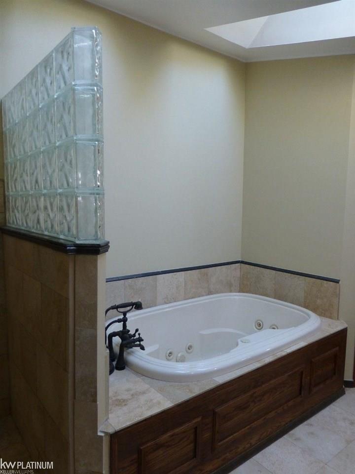8211 Frith Road Columbus, MI 48063 - Photo 37 of 88