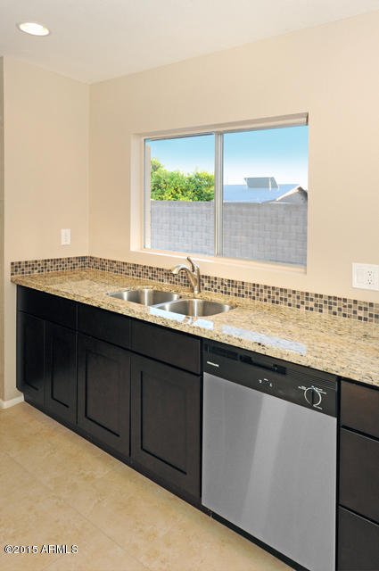 3731 West Dalphin Road Phoenix, AZ 85051 - Photo 12 of 30 R-3731 W Dalphin Rd Phoenix AZ (S4MBandK