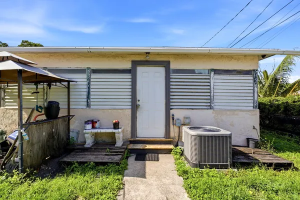 $525,000 | 823 Doctor Martin Luther King Junior Boulevard, Unit 823, Pompano Beach, FL 33060