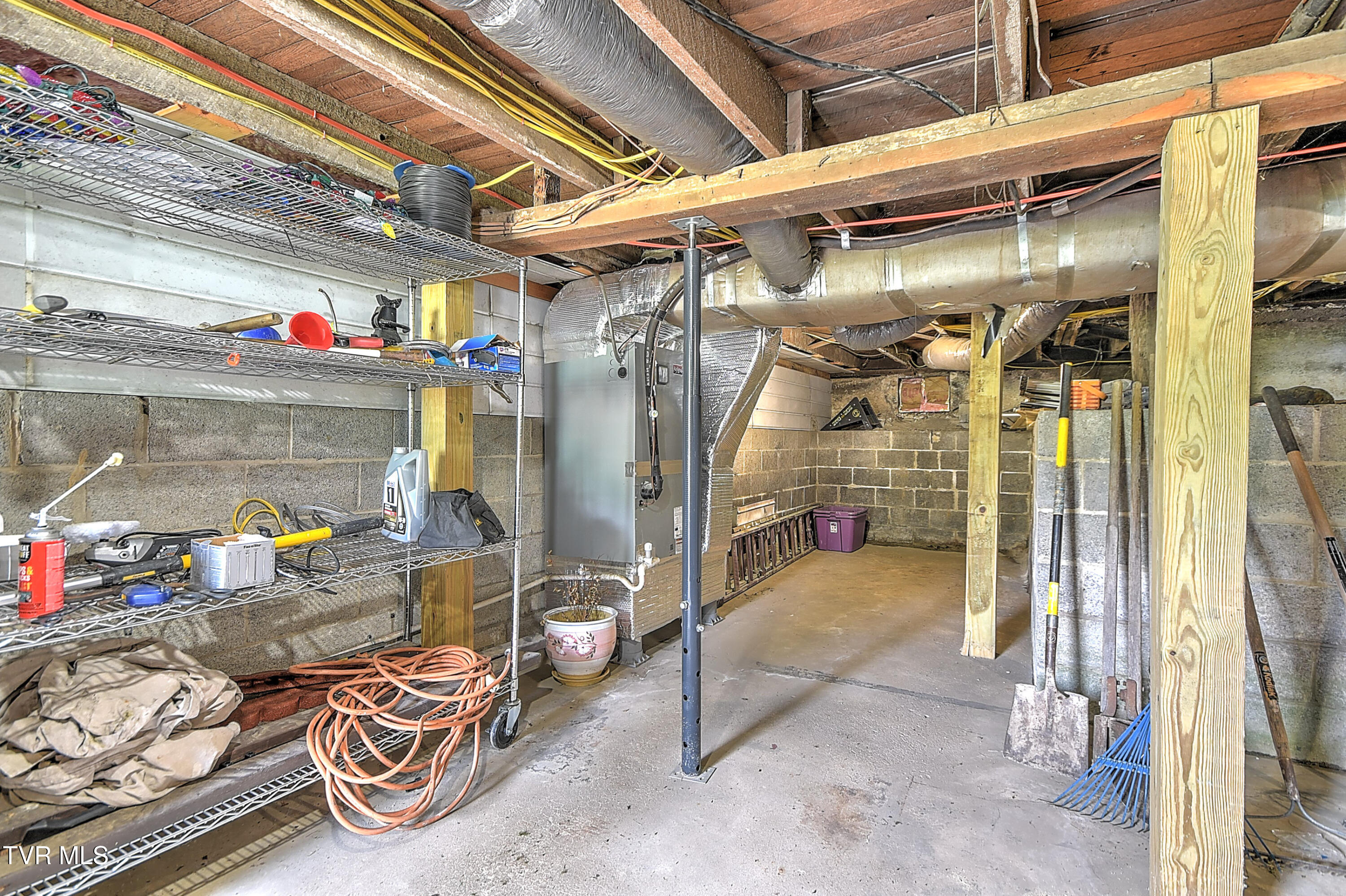 2927 Hilton Road Hiltons, VA 24258 - Photo 42 of 42 2927 Hiltons JR-42