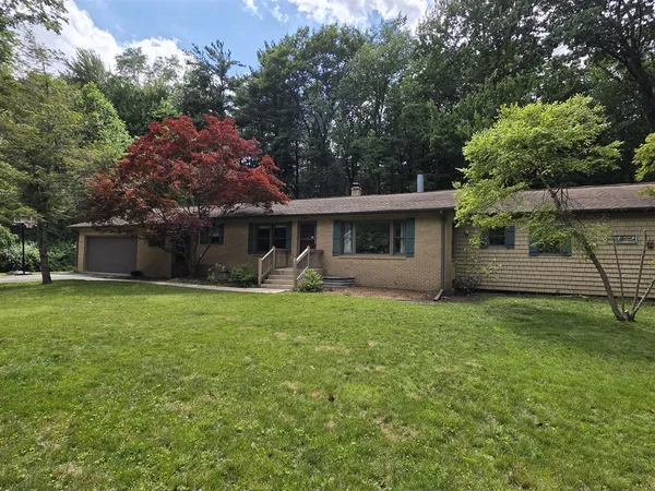$899,000 | 12370 Dunes Road, Sawyer, MI 49125