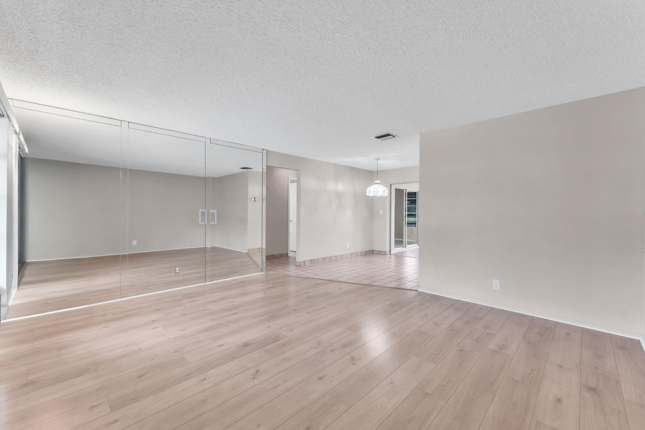 4922 Northwest 52nd Street Tamarac, FL 33319 - Photo 4 of 27 Photo 4