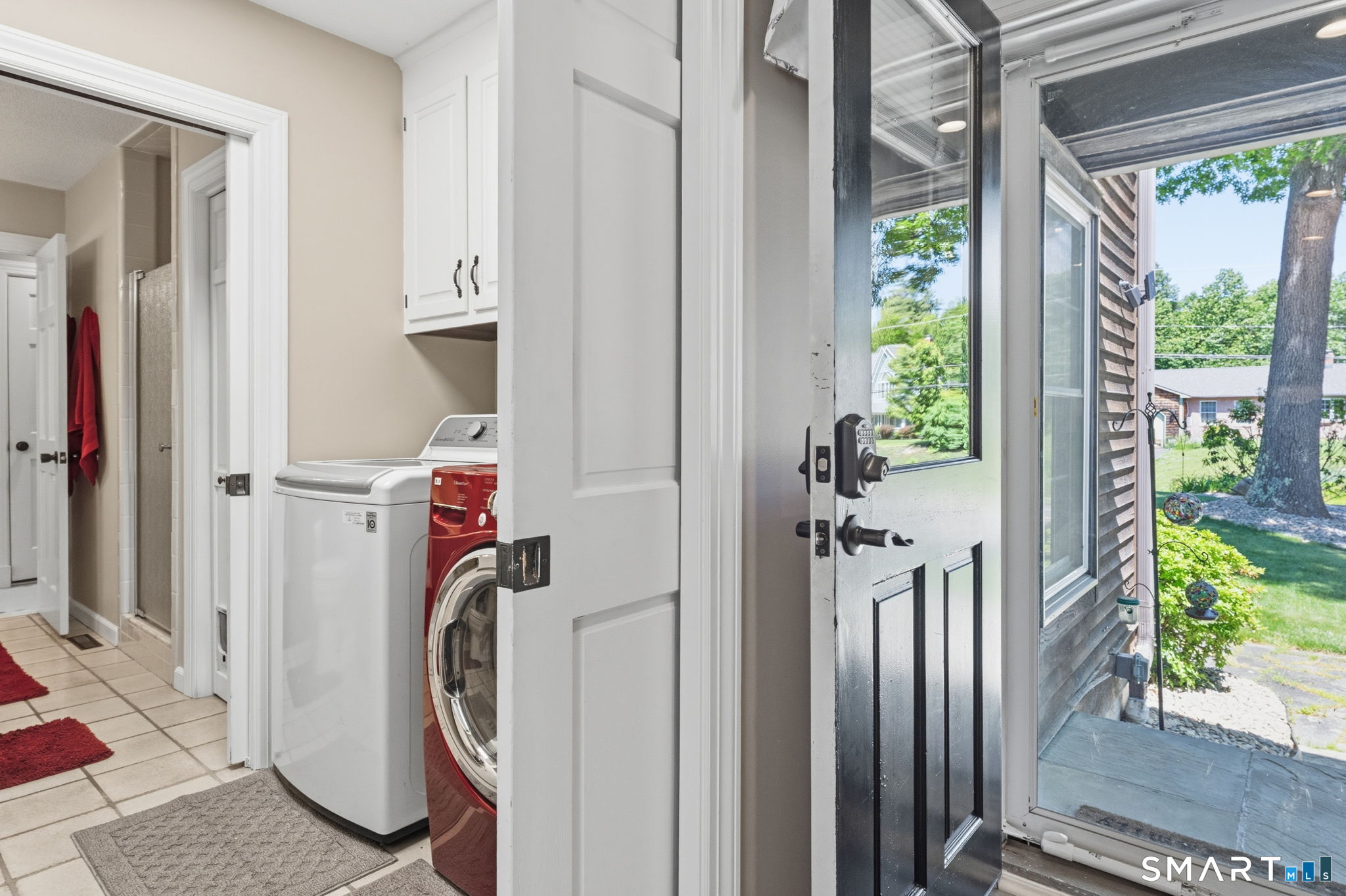 447 Hart Street Bristol, CT 06010 - Photo 20 of 40