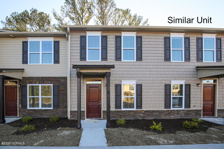 418 Sullivan Loop Road Midway Park, NC 28544 - Photo 2 of 15 20190501130123972516000000-o