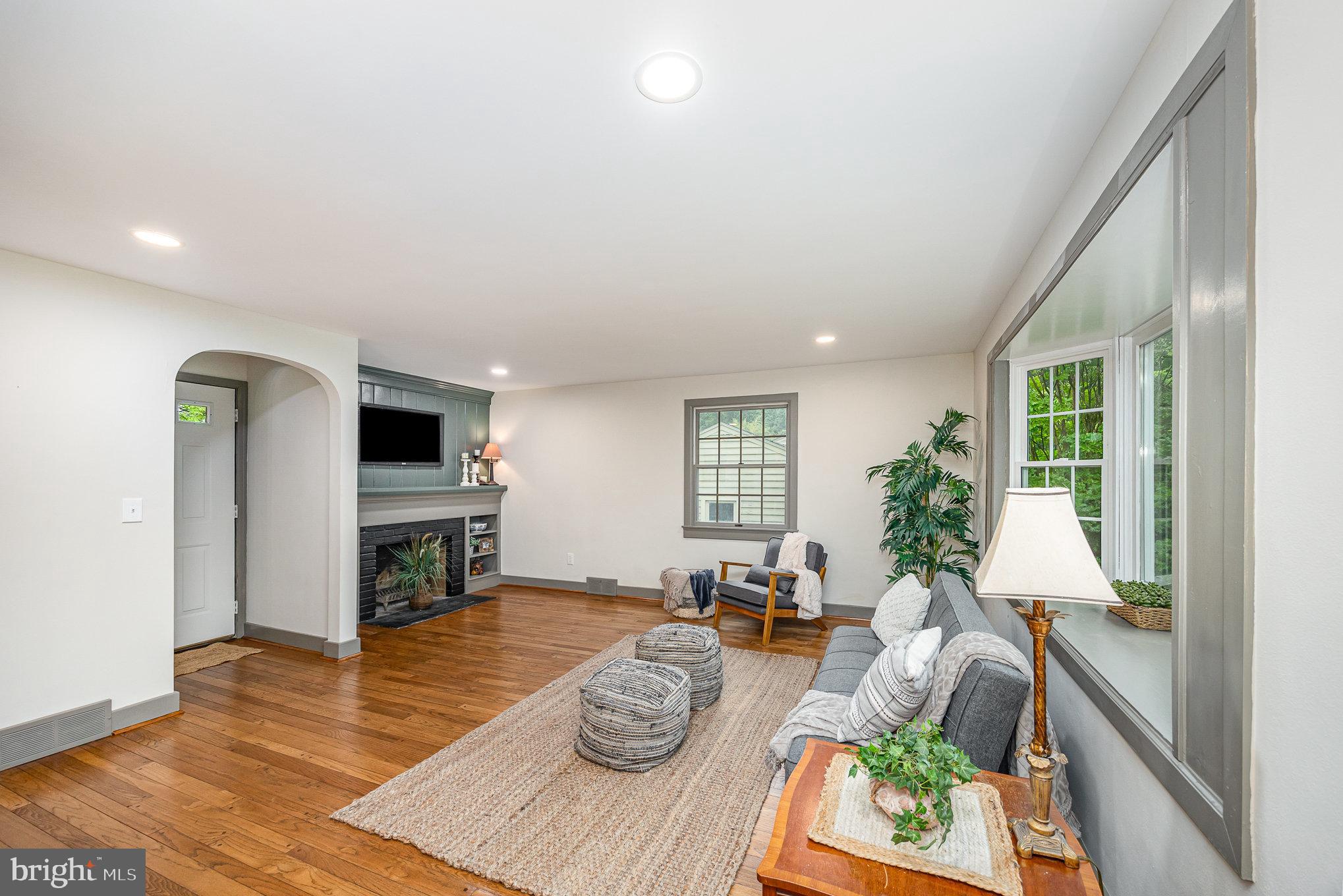 625 Devon Road Camp Hill, PA 17011 - Photo 5 of 26 Gallery Image 5
