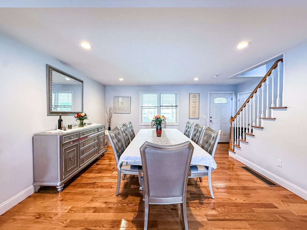 31 Jefferson Road Northborough, MA 01532 - Photo 8 of 42