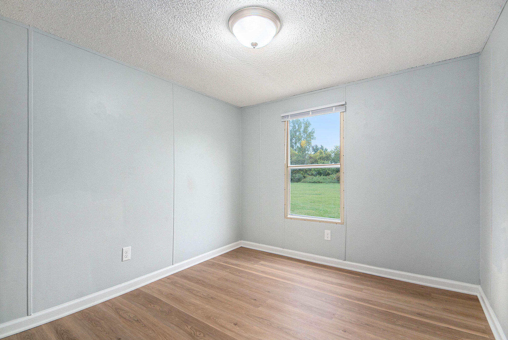 8208 East Sidney Road Crystal, MI 48818 - Photo 11 of 15 img_7866_305