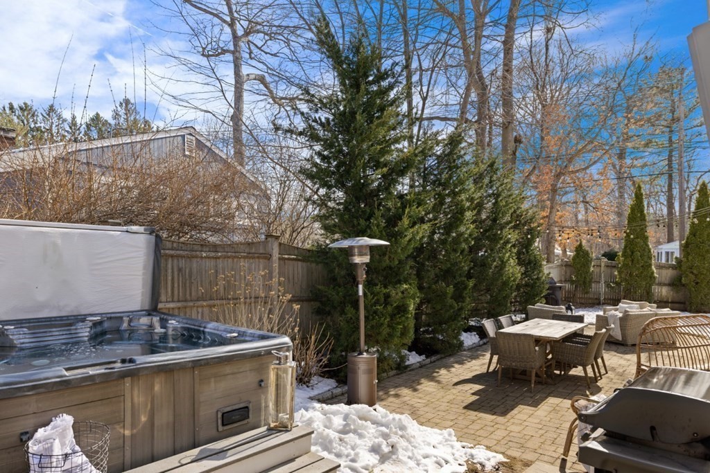 11 Island Road Lynnfield, MA 01940 - Photo 34 of 40 Gallery Image 34