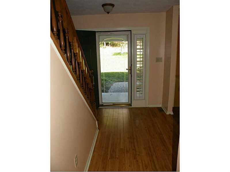409 McCombs Road Venetia, PA 15367 - Photo 2 of 22 Entry/Foyer. 409 McCombs Road Entry