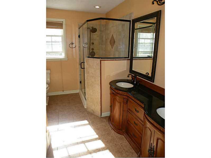 409 McCombs Road Venetia, PA 15367 - Photo 11 of 22 Master Bath/Spa. 409 McCombs Road Master Bath