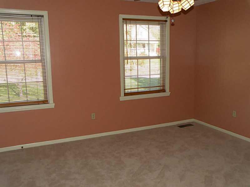409 McCombs Road Venetia, PA 15367 - Photo 16 of 22 Bedroom. 409 McCombs Road Bedroom 4
