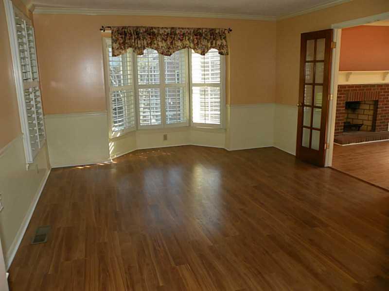 409 McCombs Road Venetia, PA 15367 - Photo 3 of 22 Living Room. 409 McCombs Road Living Room