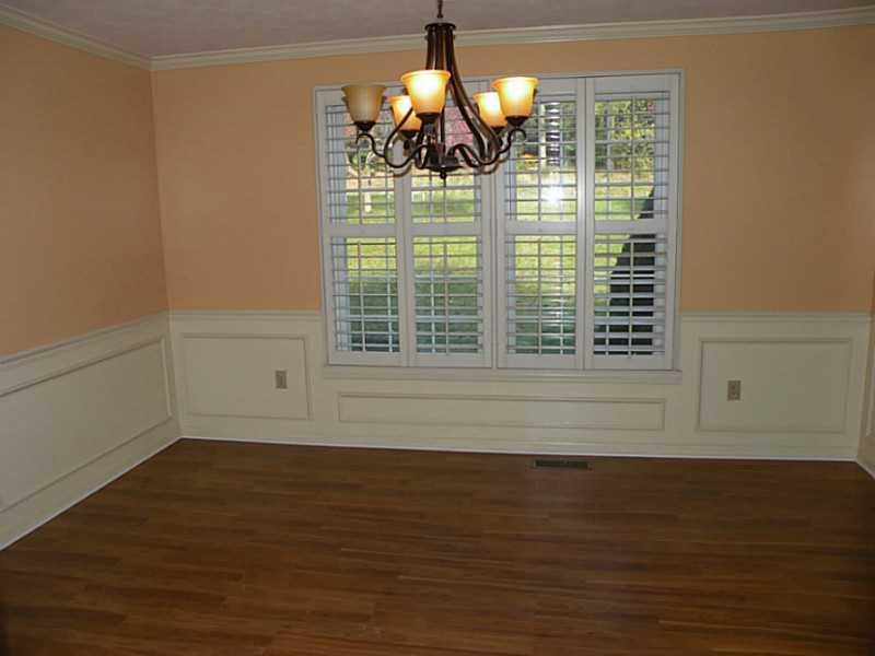409 McCombs Road Venetia, PA 15367 - Photo 4 of 22 Dining Room. 409 McCombs Road Dining Room