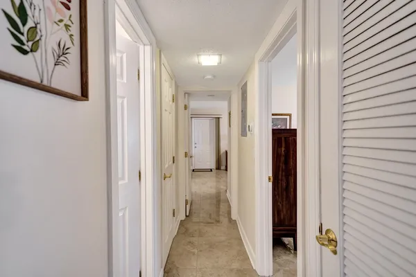 $174,800 | 201 Bayview Avenue, Unit D, Boynton Beach, FL 33435