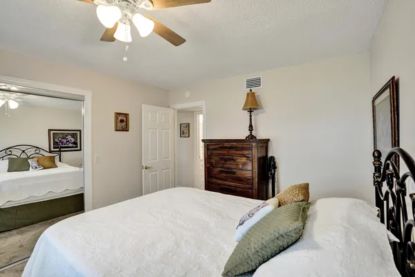 $174,800 | 201 Bayview Avenue, Unit D, Boynton Beach, FL 33435