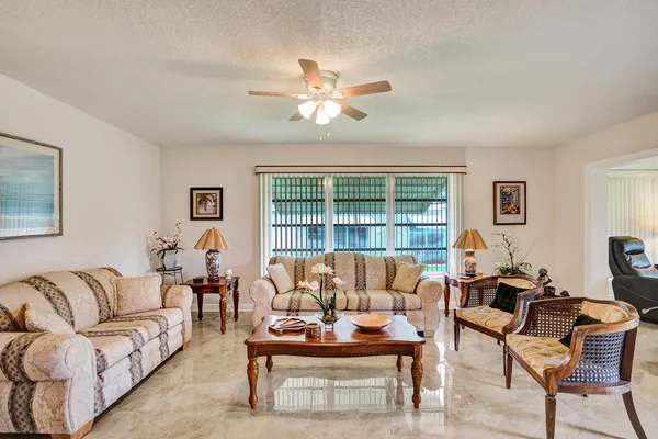 $174,800 | 201 Bayview Avenue, Unit D, Boynton Beach, FL 33435