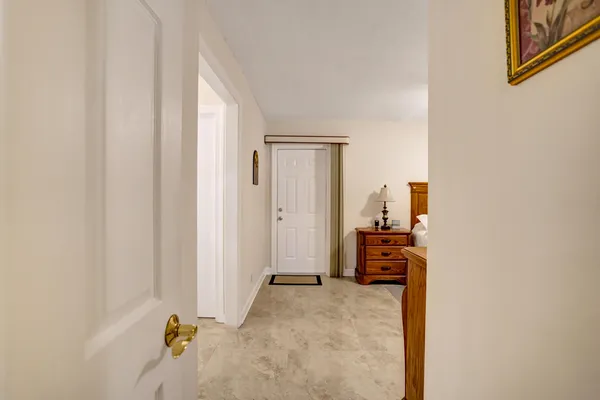 $174,800 | 201 Bayview Avenue, Unit D, Boynton Beach, FL 33435