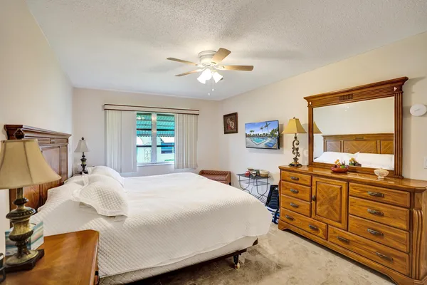 $174,800 | 201 Bayview Avenue, Unit D, Boynton Beach, FL 33435