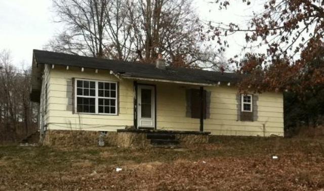 1030 Stinson Road Jamestown, TN 38556 - Photo 1 of 8 Gallery Image 1