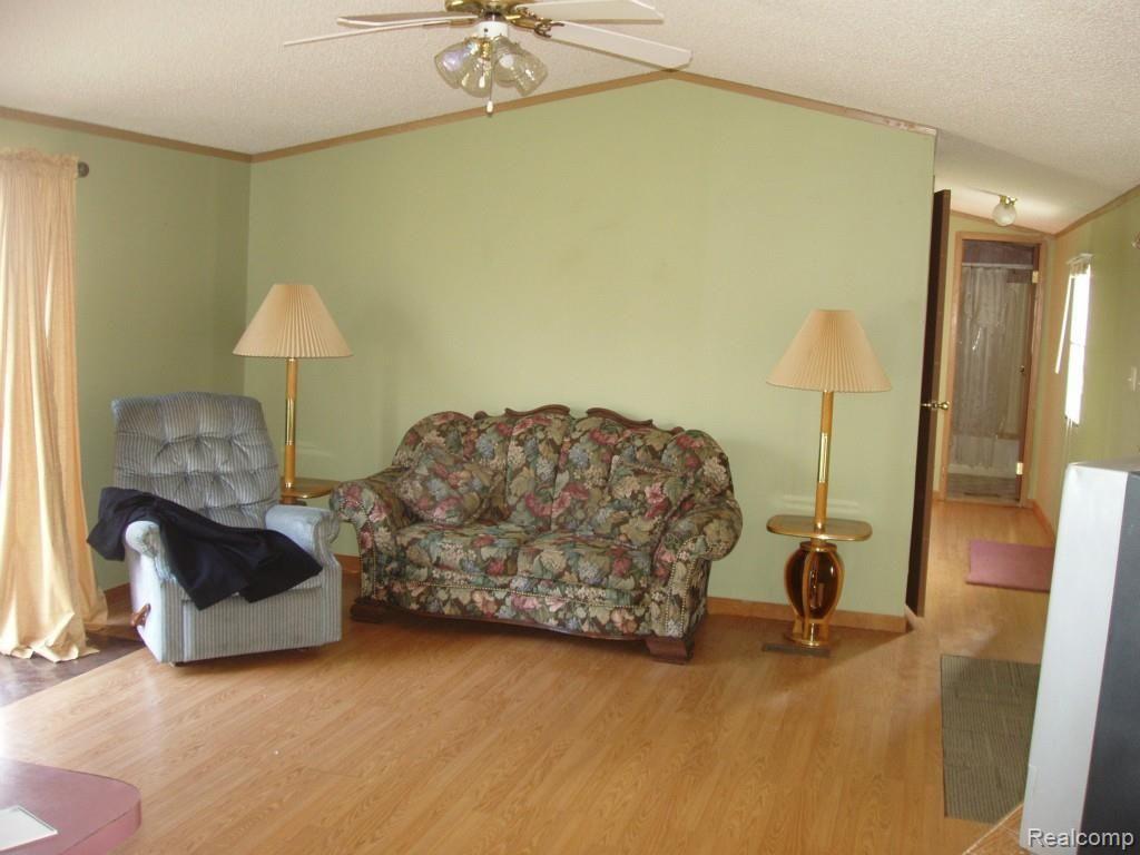 2809 English Road Kingston, MI 48741 - Photo 6 of 11 P1010038.jpg