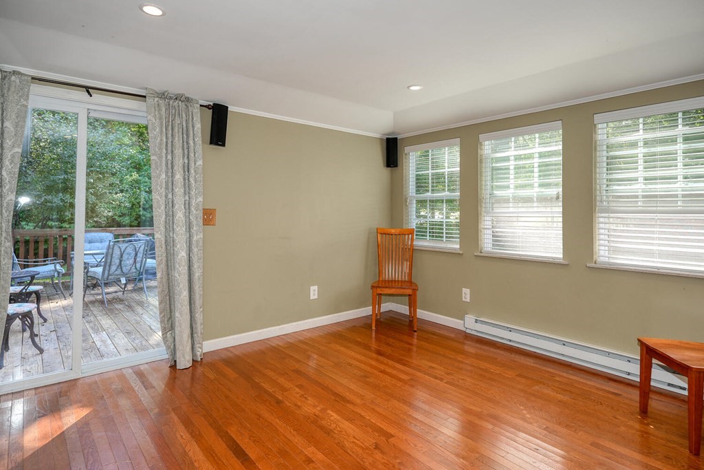 23 Riley Road Northborough, MA 01532 - Photo 8 of 24 Gallery Image 8