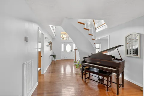 $999,999 | 7255 Hall Road, Greenbrier, TN 37073