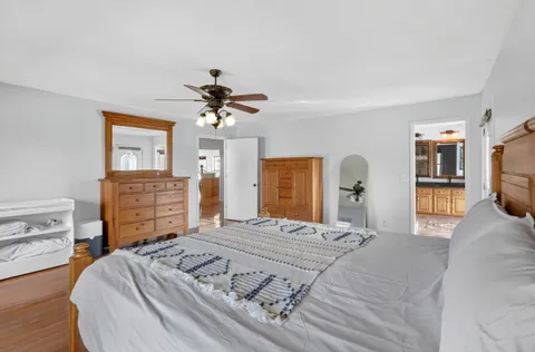 $999,999 | 7255 Hall Road, Greenbrier, TN 37073