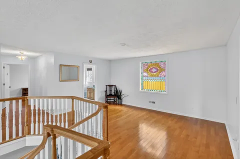 $999,999 | 7255 Hall Road, Greenbrier, TN 37073